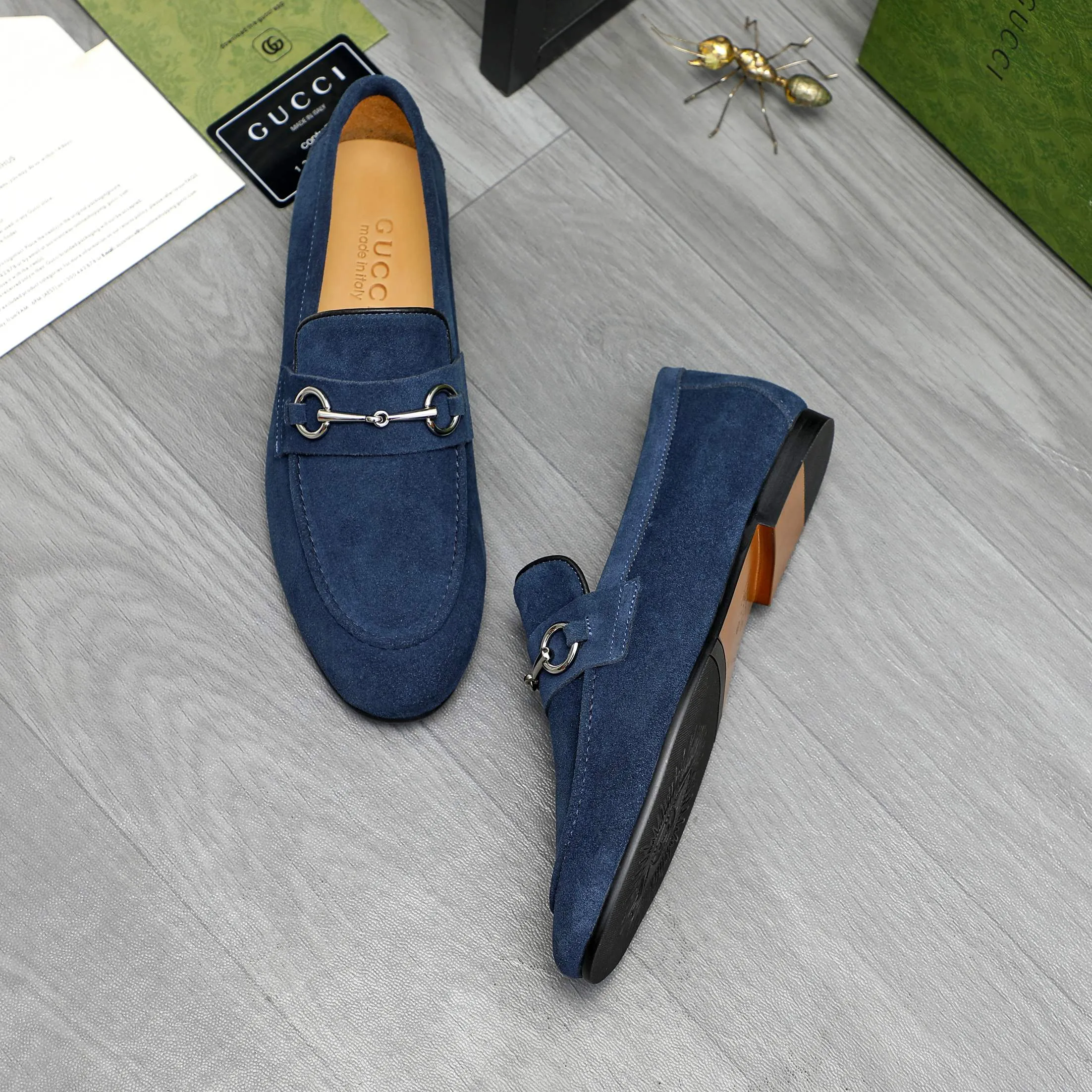 Men's shoes 💰p400 Product trademark: GUCCI "Gucci" business casual leather shoes Regular size: 38-46 (38.45.46 custom-made, non-returnable) Product materials: Selected suede cowhide upper, cowhide lining, original rubber outsole